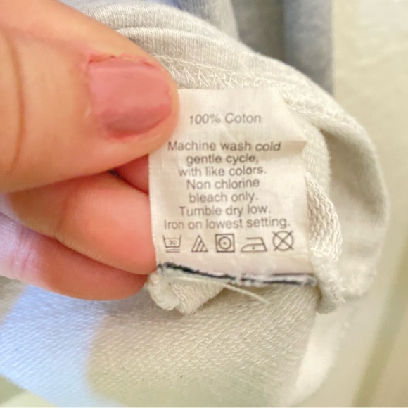 J. Crew gray and white fitted sweatshirt top, size M. - Picture 4 of 5